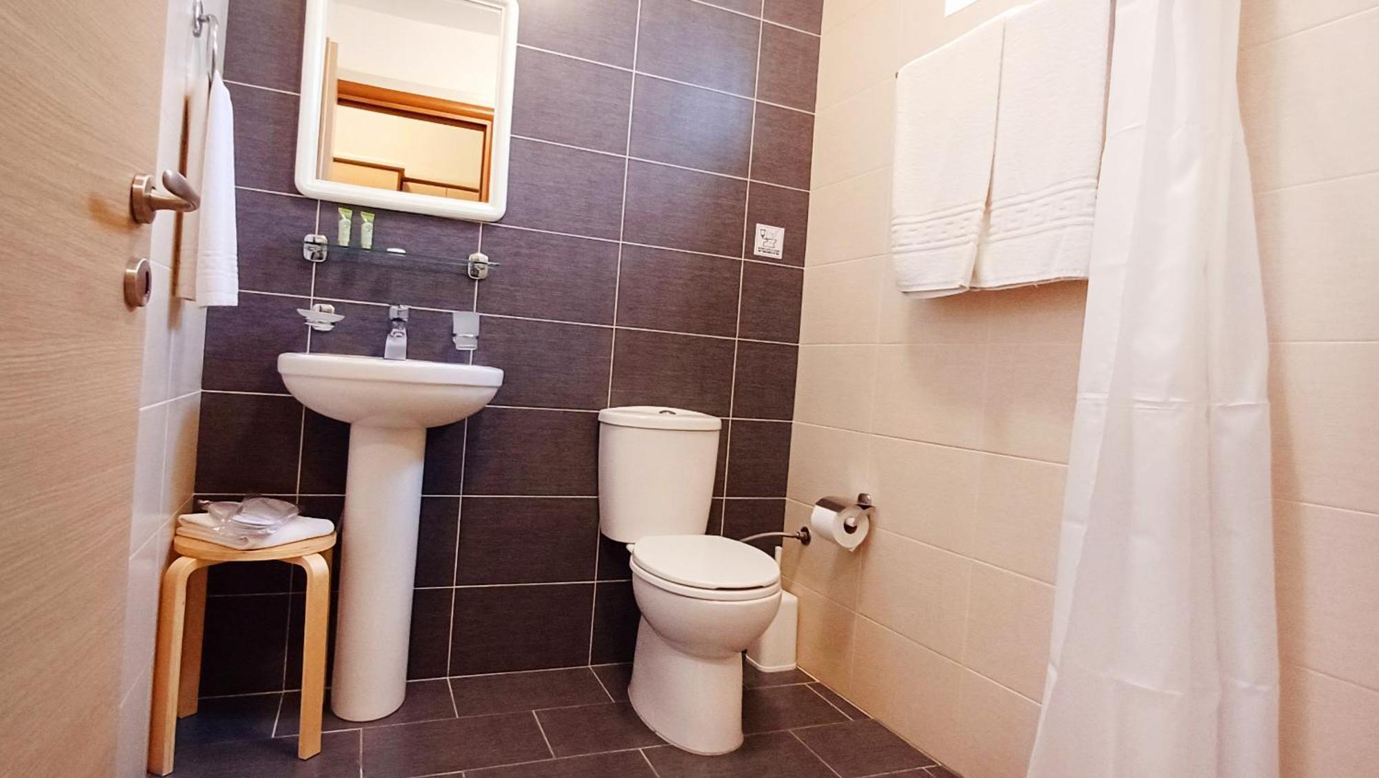 Arisvi All Seasons Hotel Skala Kallonis Dış mekan fotoğraf